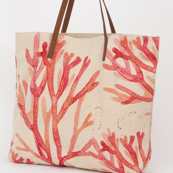 New Large Coral design bag made of canvas and with faux‎ leather handle. - Picture 1 of 4